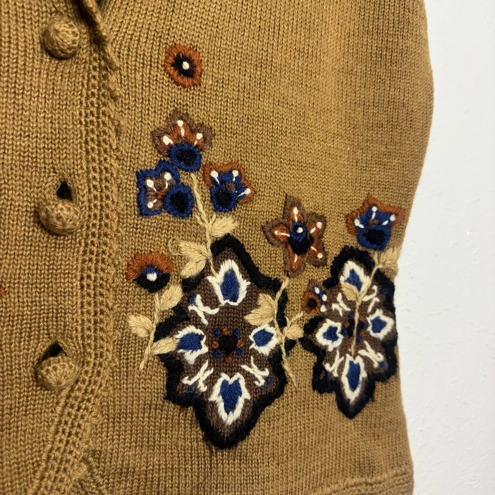 Koret Vintage Retro Embroidered Mocha Brown Floral Knit Sweater Vest - Picture 5 of 5